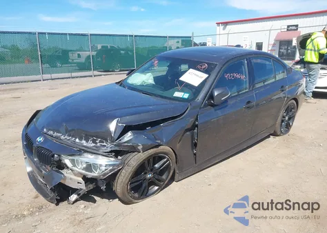 2017 BMW 330I xDrive z USA, uszkodzony, nr VIN WBA8D9C33HA004810